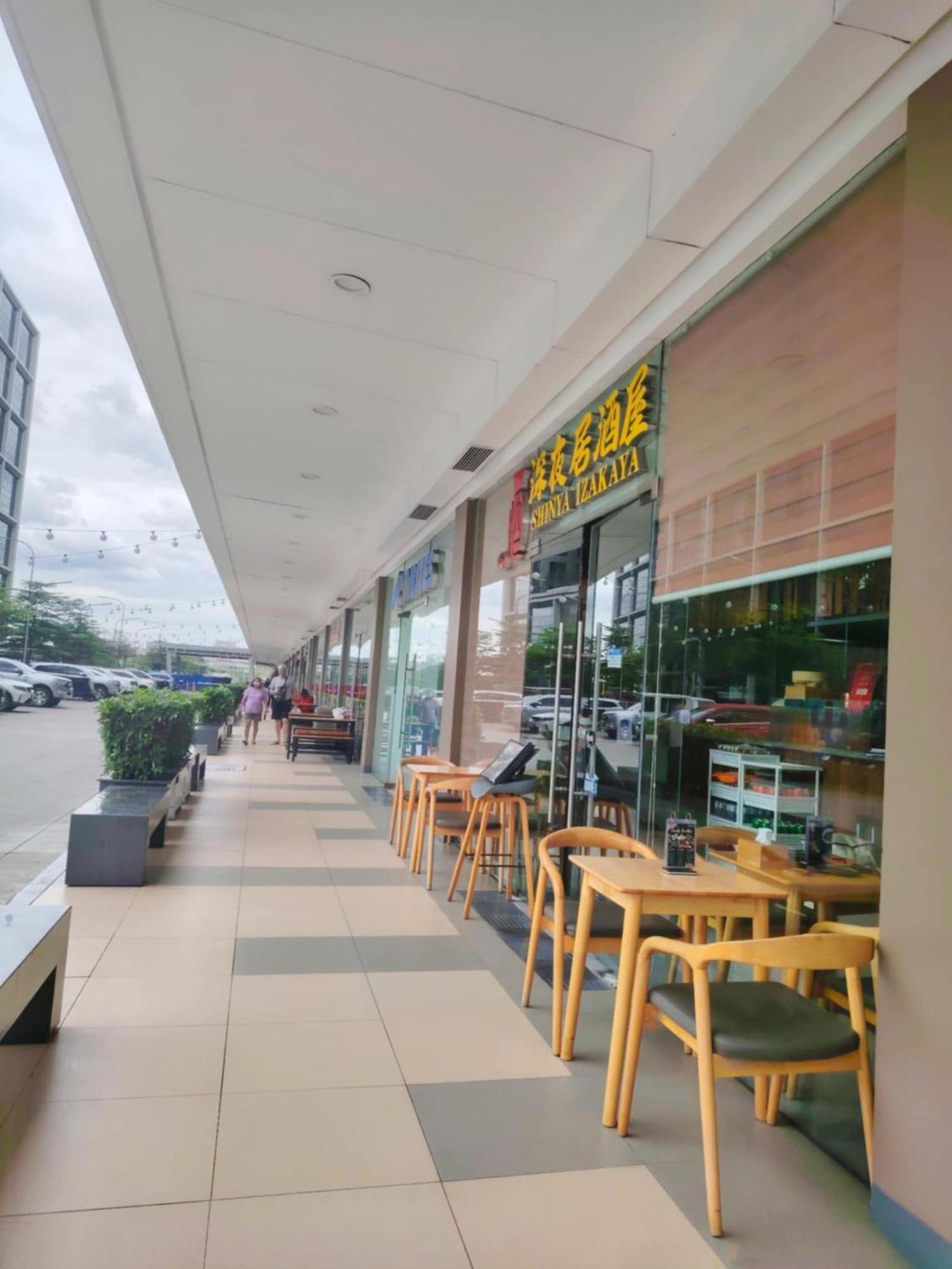 Shore One Condotel At Mall Of Asia, Philippines Pasay Exterior foto